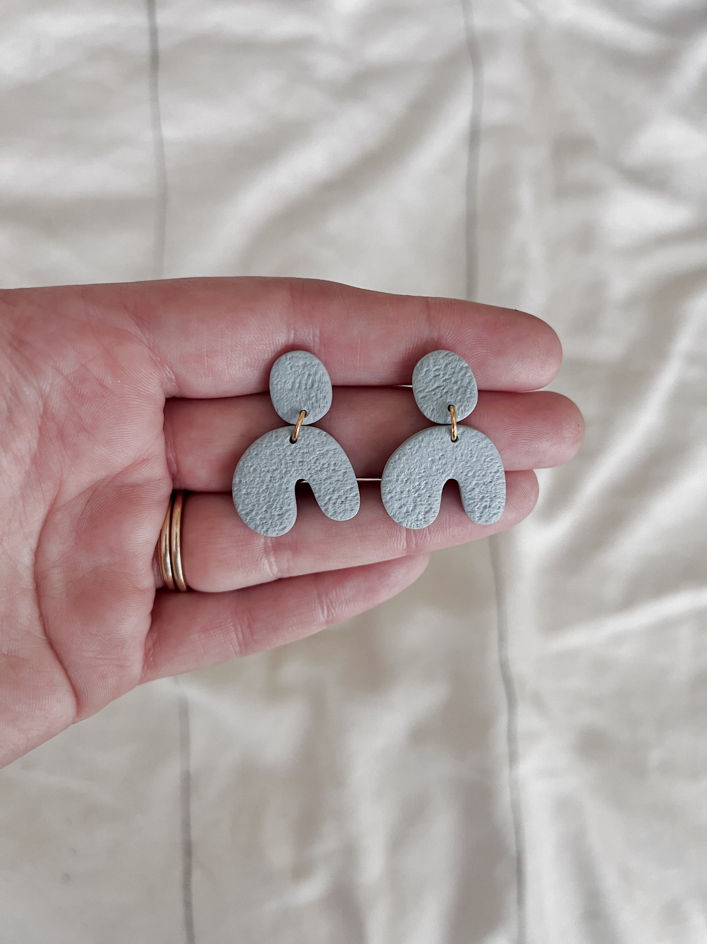 Lily Arches | Baby Blue