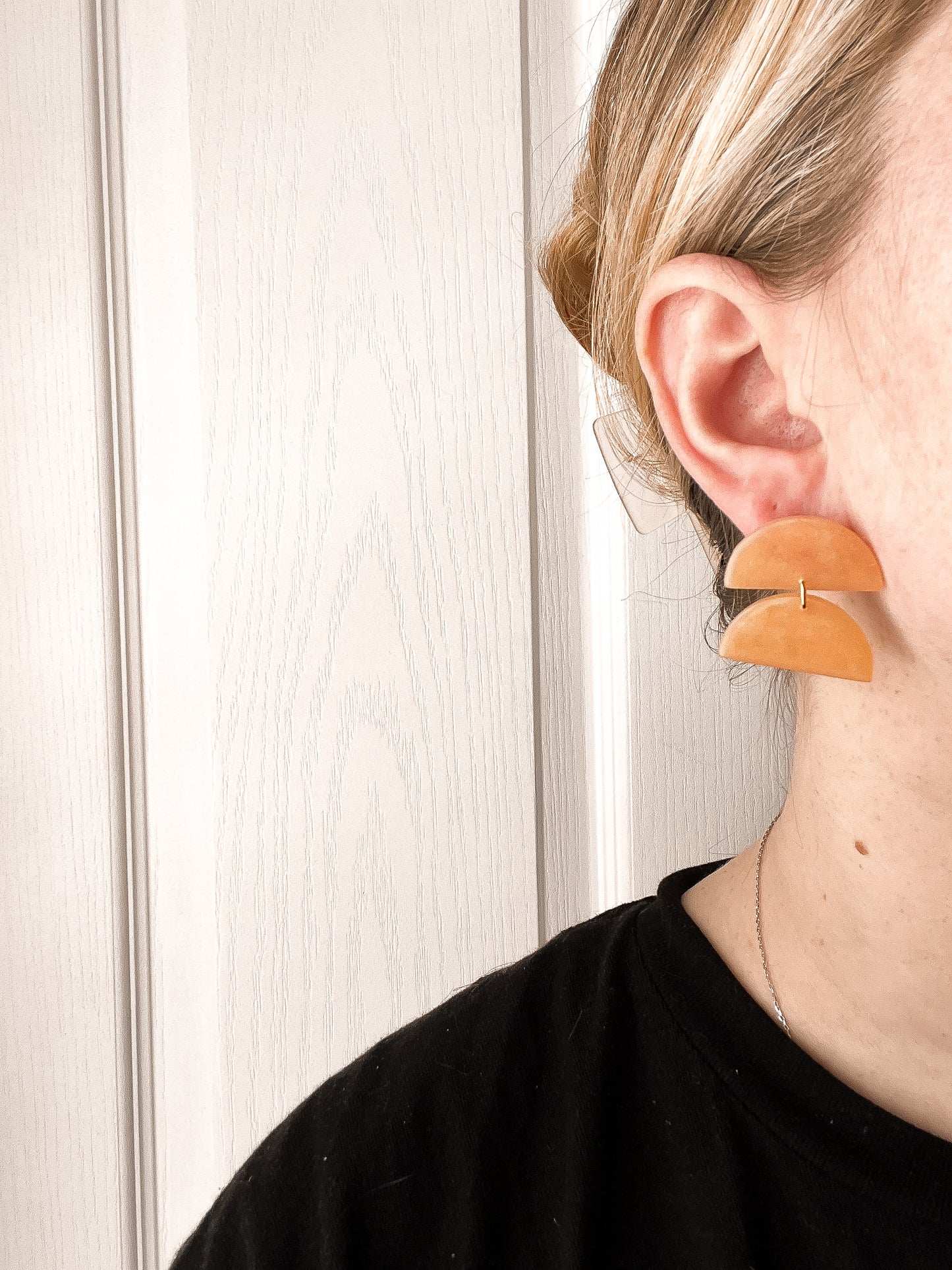 Kelli Dangles | Orange