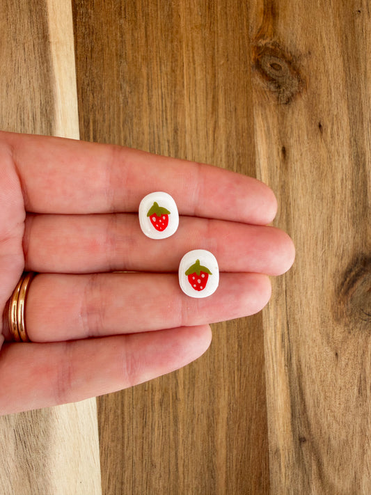 Maggie Studs | Strawberries