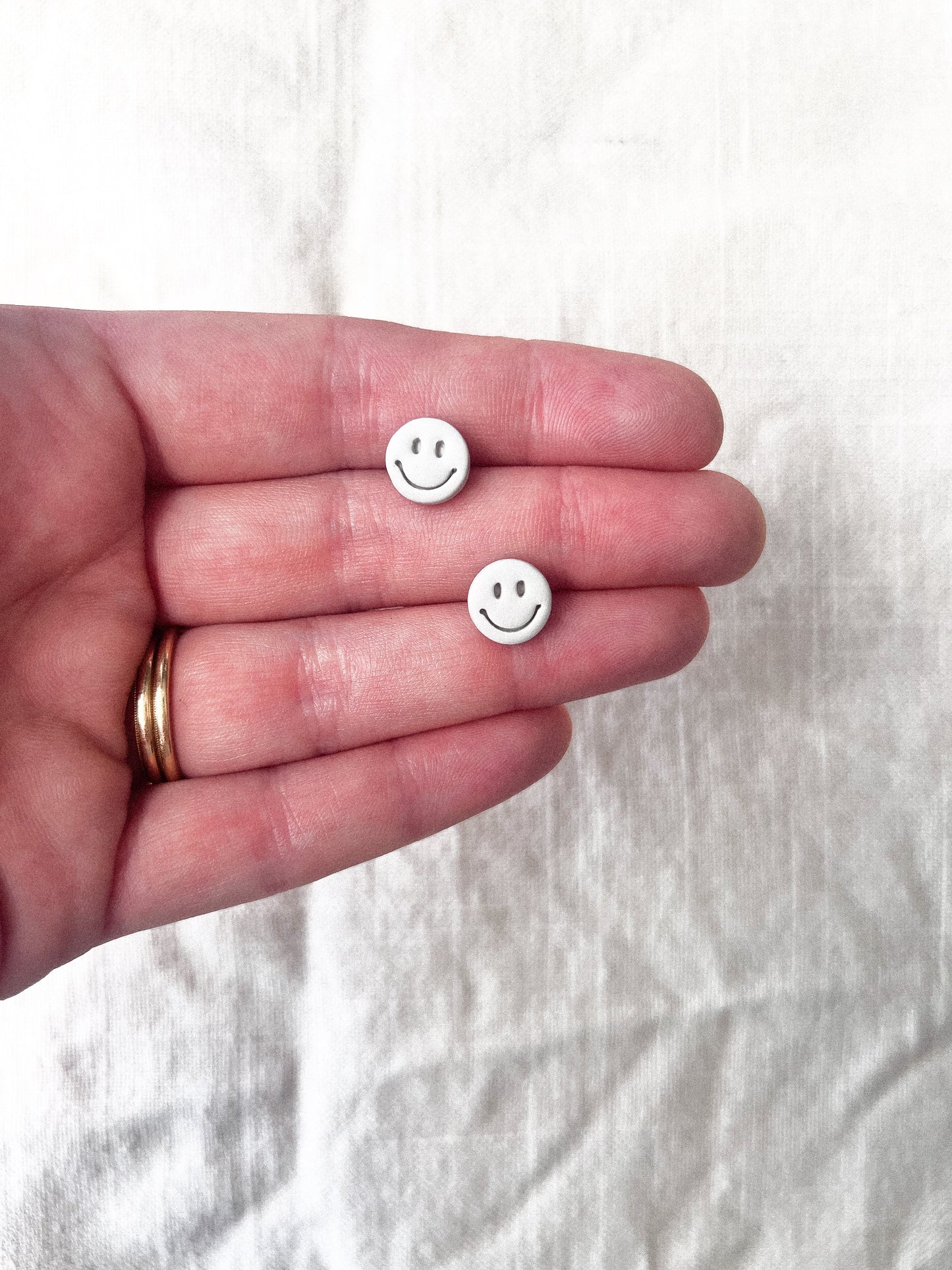 Smiley Studs | Stone